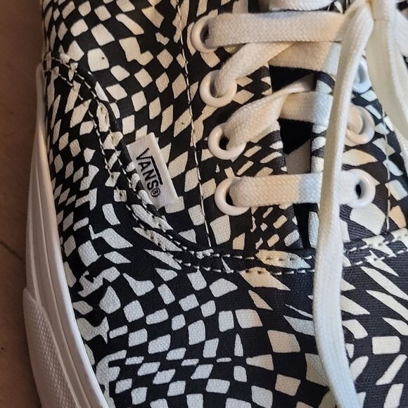 Vans Era Ultra Cush Warped Checkerboard Black White Sticker Tag Men 12 Low Top - Picture 4 of 7